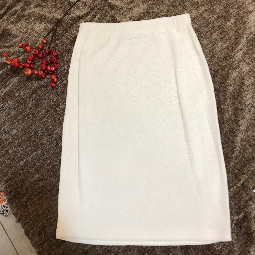 St. John couture knit skirt